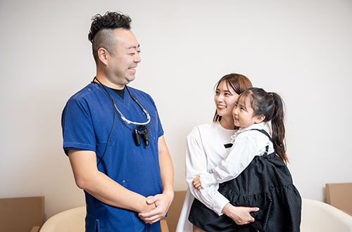 お子さまの初めての通院は乳歯が生えるタイミングがお勧め